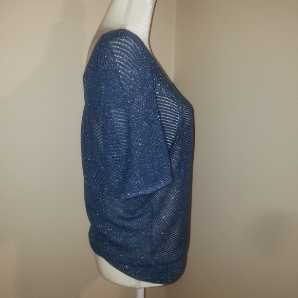 Express Light Sweater Size Small EUC - Picture 4 of 5